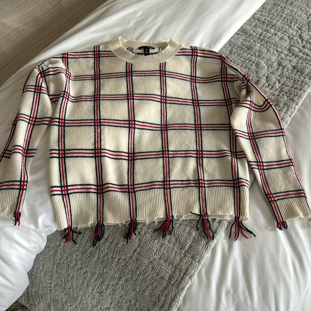 Aqua 100% cashmere sweater cream red/black stripe